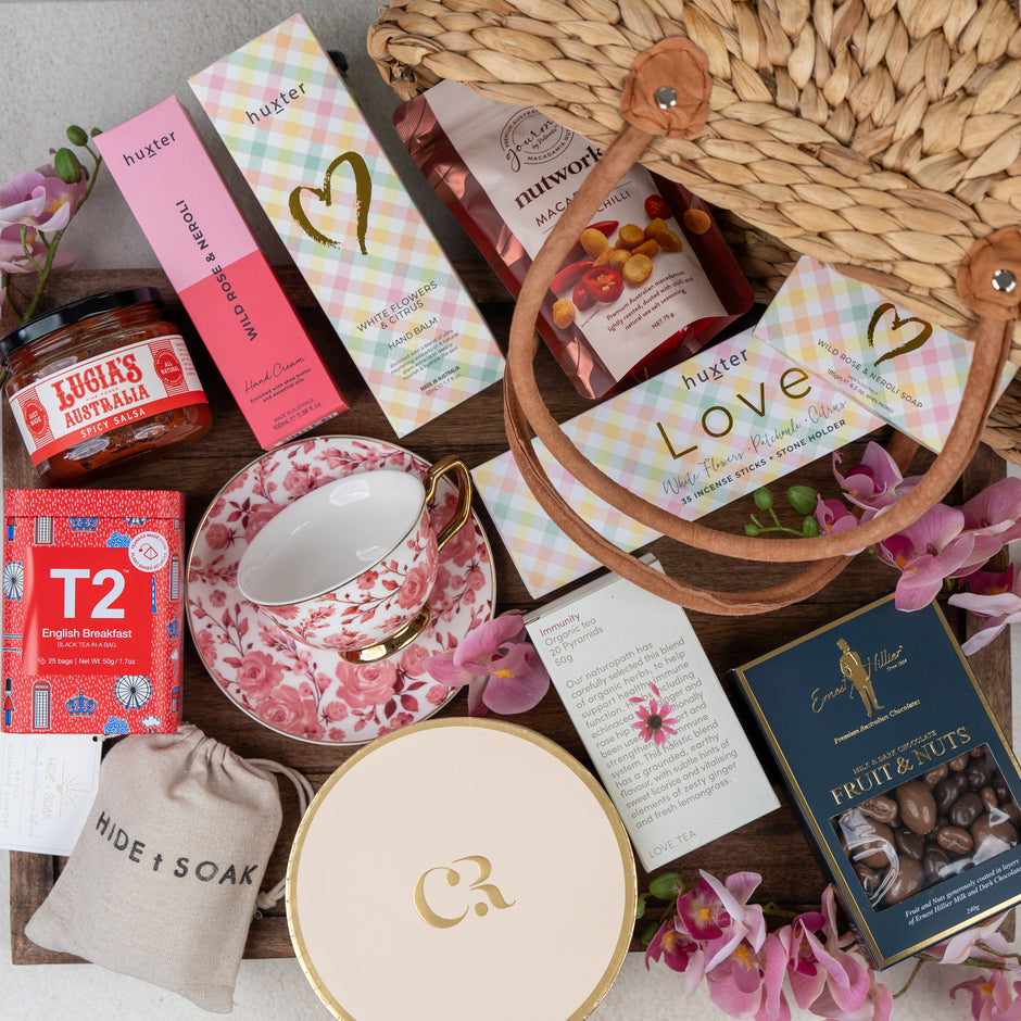 Ultimate Guide to the Best Christmas Gift Hampers of 2023 - The Hamper Boutique Co