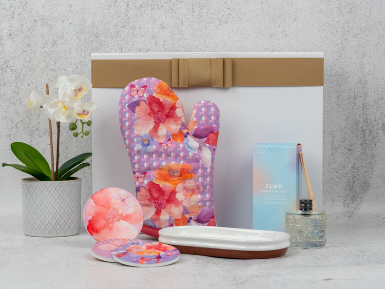 Indulge in elegance with floral aromas, chic ceramic coasters, and stylish kitchen essentials. Perfect for any home!