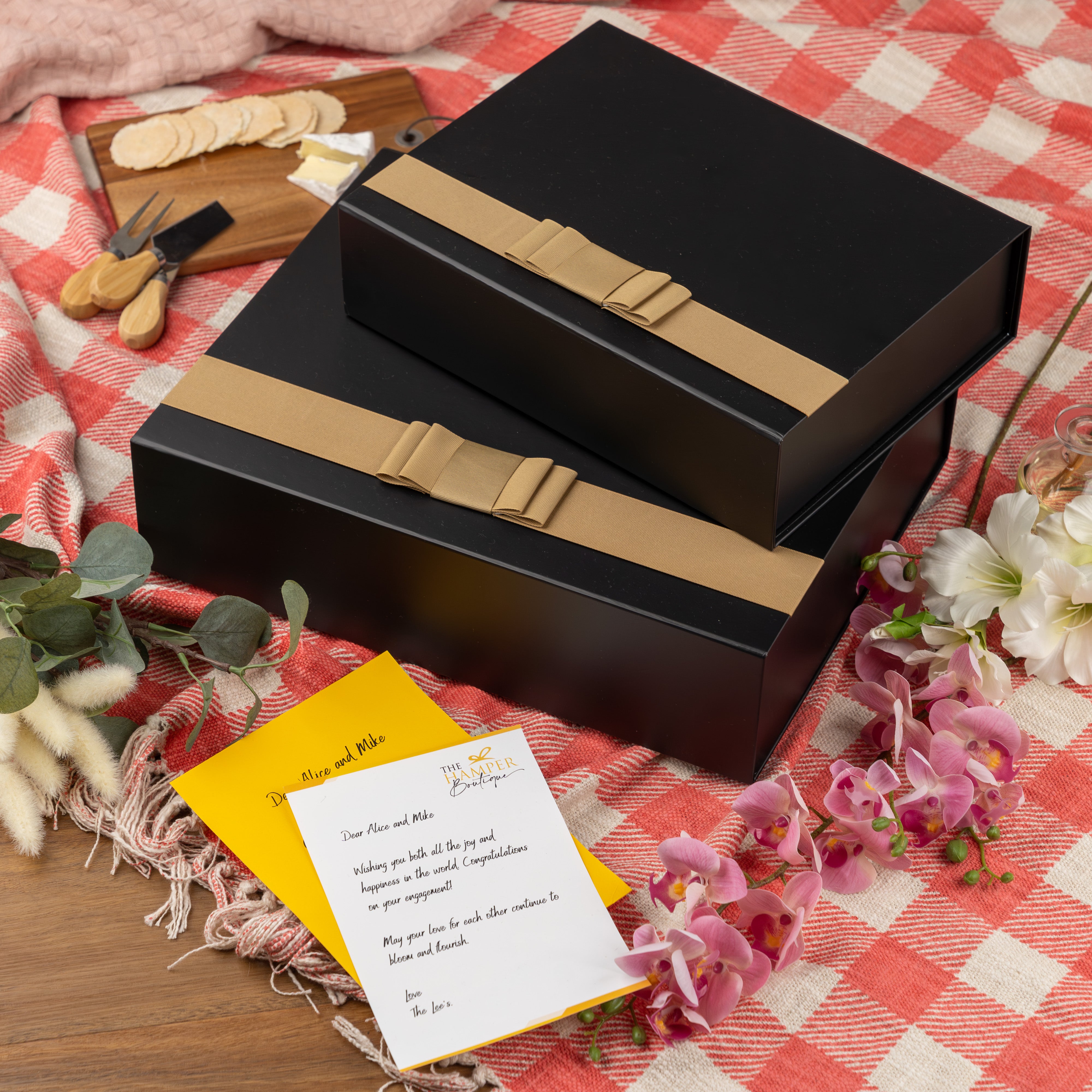 Tea and Treats Deluxe Hamper