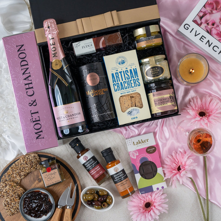 Moët & Chandon Rosé Deluxe Celebration Hamper - The Hamper Boutique Co